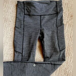 Lululemon Speed Up Tight 28” Size 4